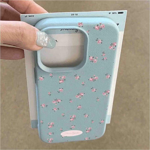 Чехол на iPhone 16 Голубой