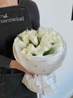 Букет из 15 махровых тюльпанов белого цвета