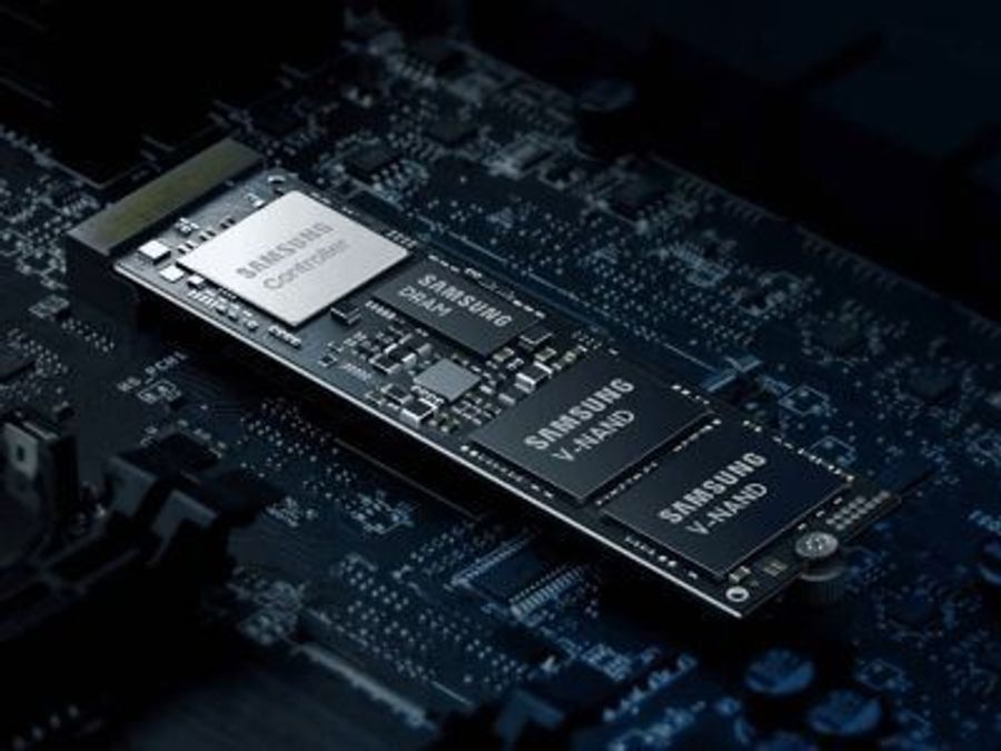 Samsung представила PCle 5.0 версию популярной серии SSD PM9