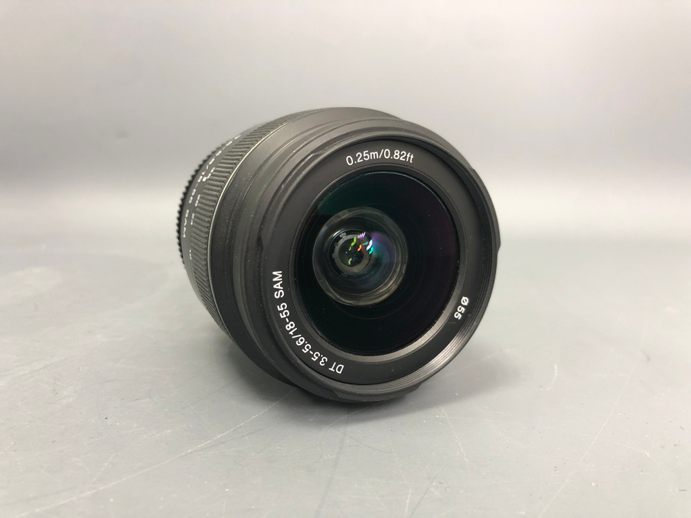 Sony DT 18-55mm 3.5-5.6 SAM