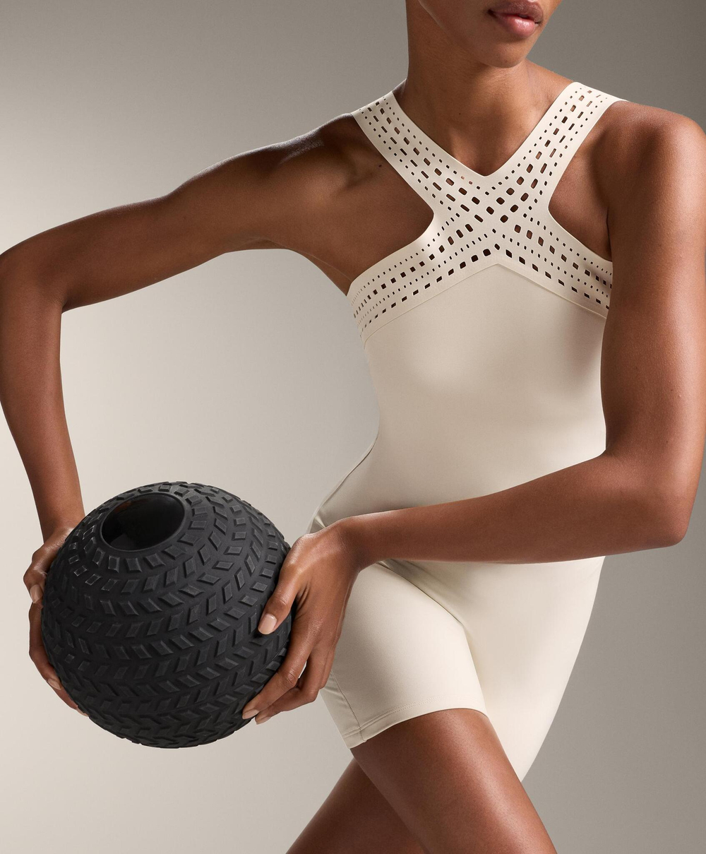 Oysho Укороченный компрессионный комбинезон, экрю