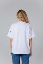 Футболка Toccotwo с розовой горловиной Женская Белая