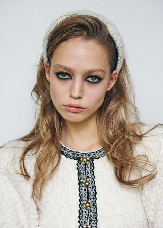 Твидовый ободок белый с золотыми вставкамии