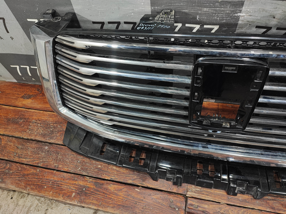 Решетка радиатора Tank 500 21-нв Б/У Оригинал 5509200XKV3CA