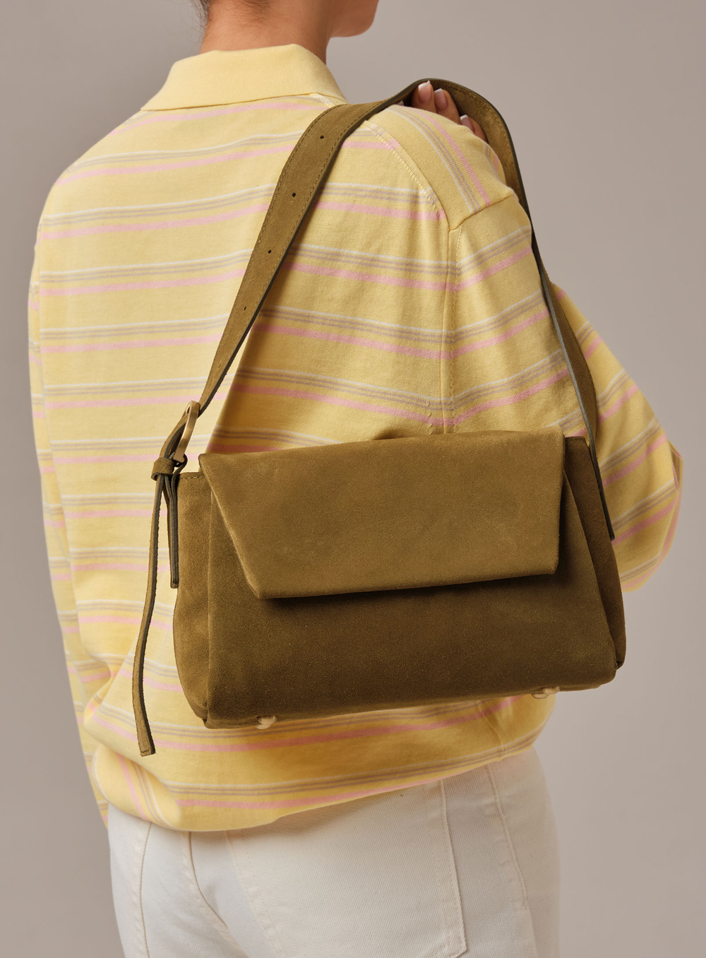 Замшевая сумка Nova DBR 31391 белый мох