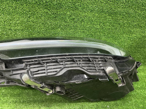 Фара левая Volvo XC60 2 (2021-2025) LED