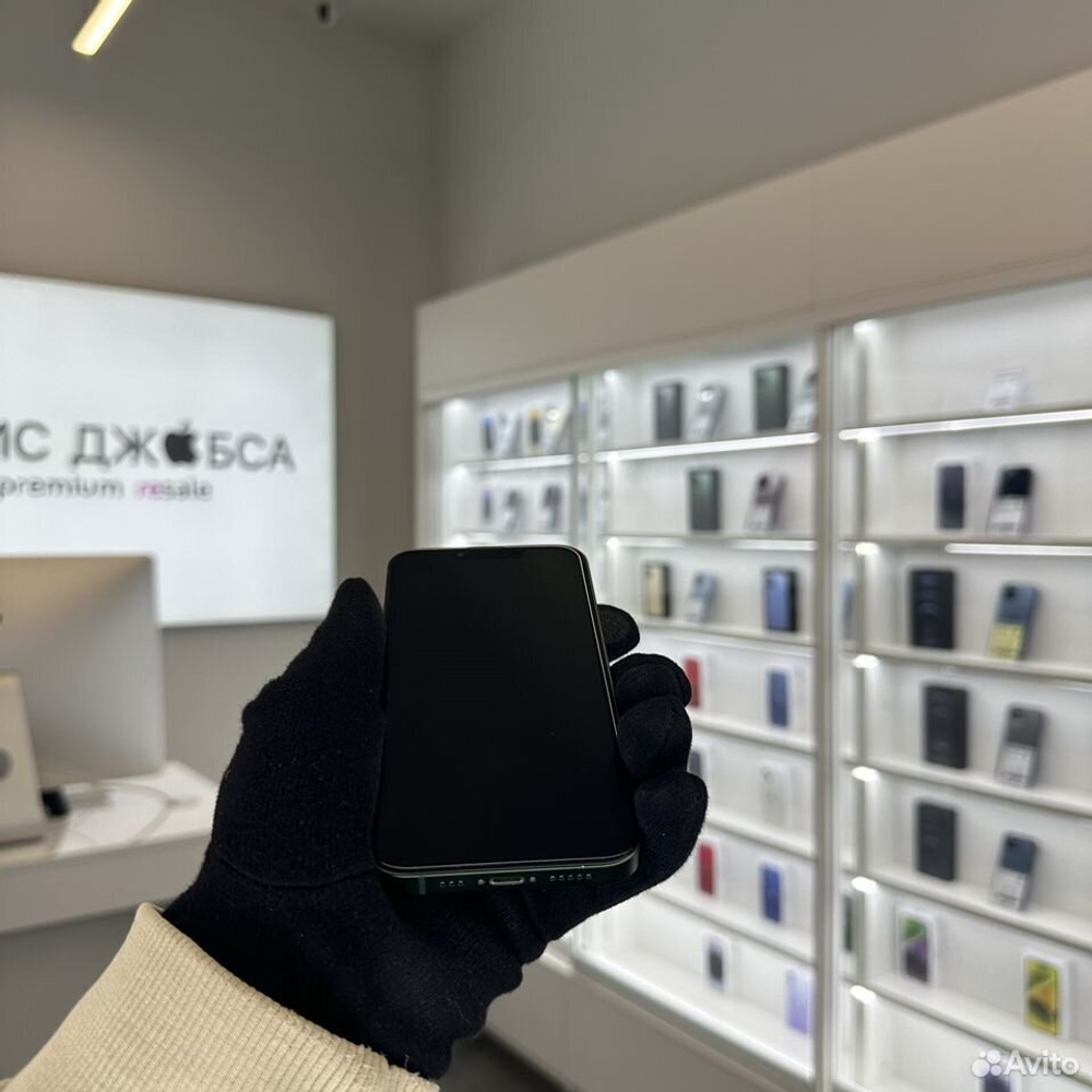 iPhone 13, 256 ГБ б/у