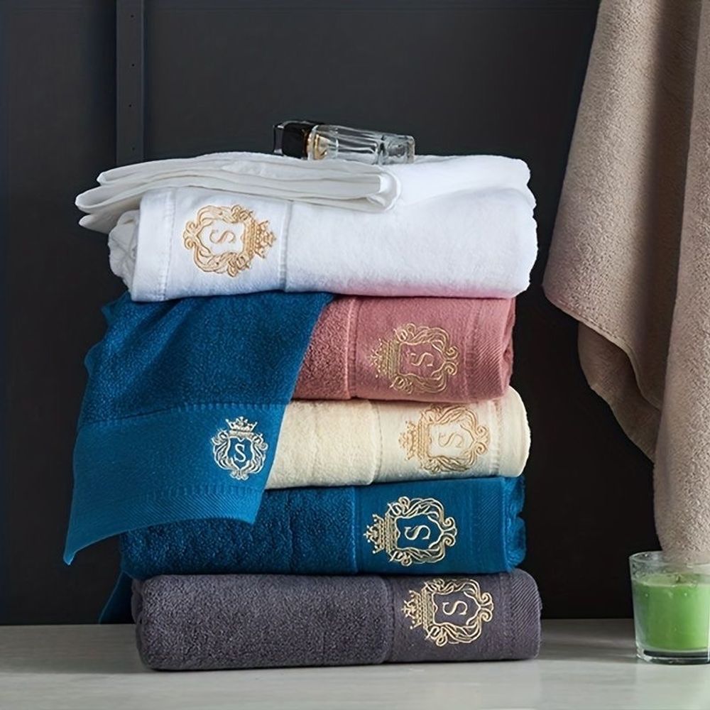 Пол Кит Бан ЛЕО ЛЮКС