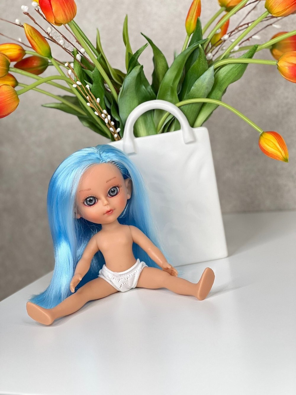 Кукла Nines виниловая 30см Dainty без одежды (2440W12)