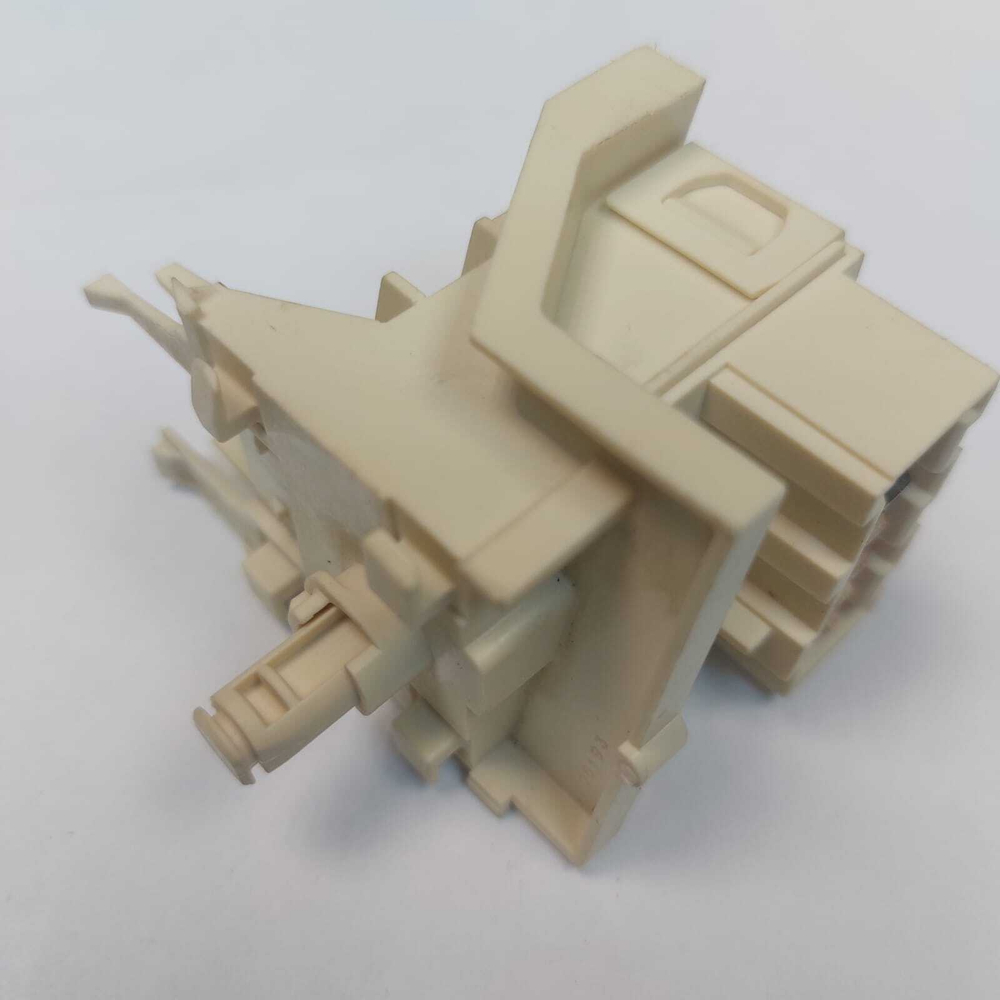 10 Кнопка сетевая посудомоечной машины Bosch 5600052536 б/у