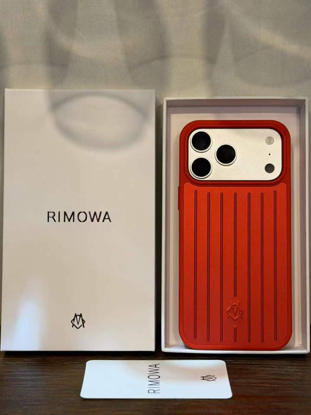 Чехол RIMOWA для iPhone 17 Pro