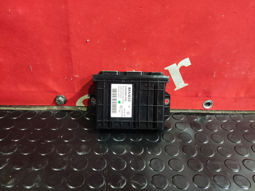 Блок управления двери правый 2018г.