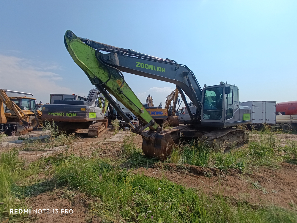 Zoomlion ZE215 Экскаватор ZE215E (Дизельный, 5,9 л, 152 л.с., АТ)