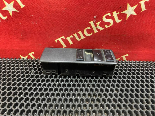 Блок управления стеклоподъемником правый 2020г