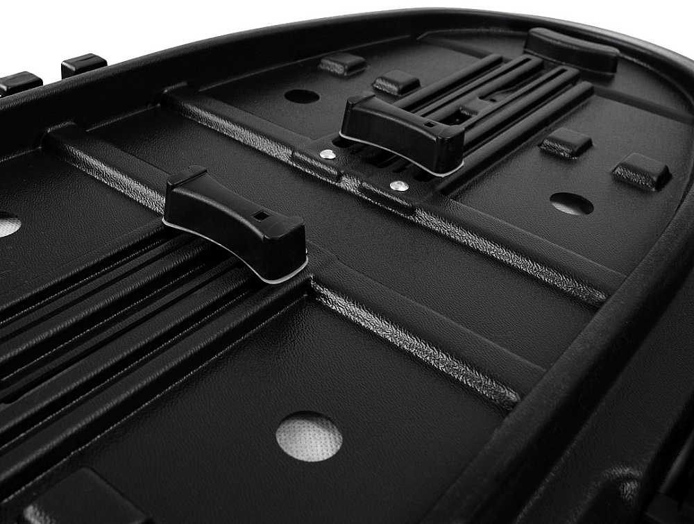 Детская коляска Roan Esso Кожа 3 в 1 с автокреслом Pituso Baesa Pro Black ESSK/215/1 White/Black/руч.Тем.коричневый