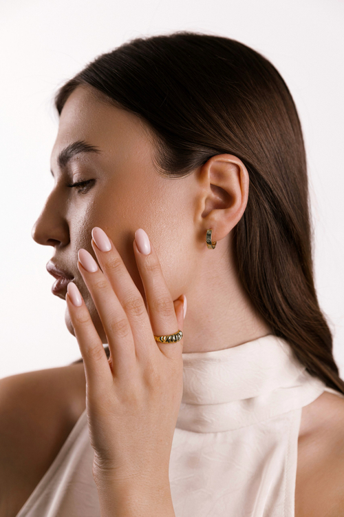 Кольцо "Мятое" в золочении незамкнутое