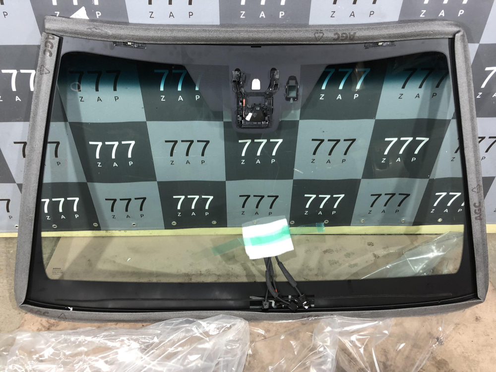 Стекло лобовое Toyota Camry (XV70) 21- Новое Оригинал 5610106K20