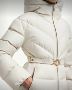 Укороченная утеплённая куртка Brosse с капюшоном и пухом от Moncler