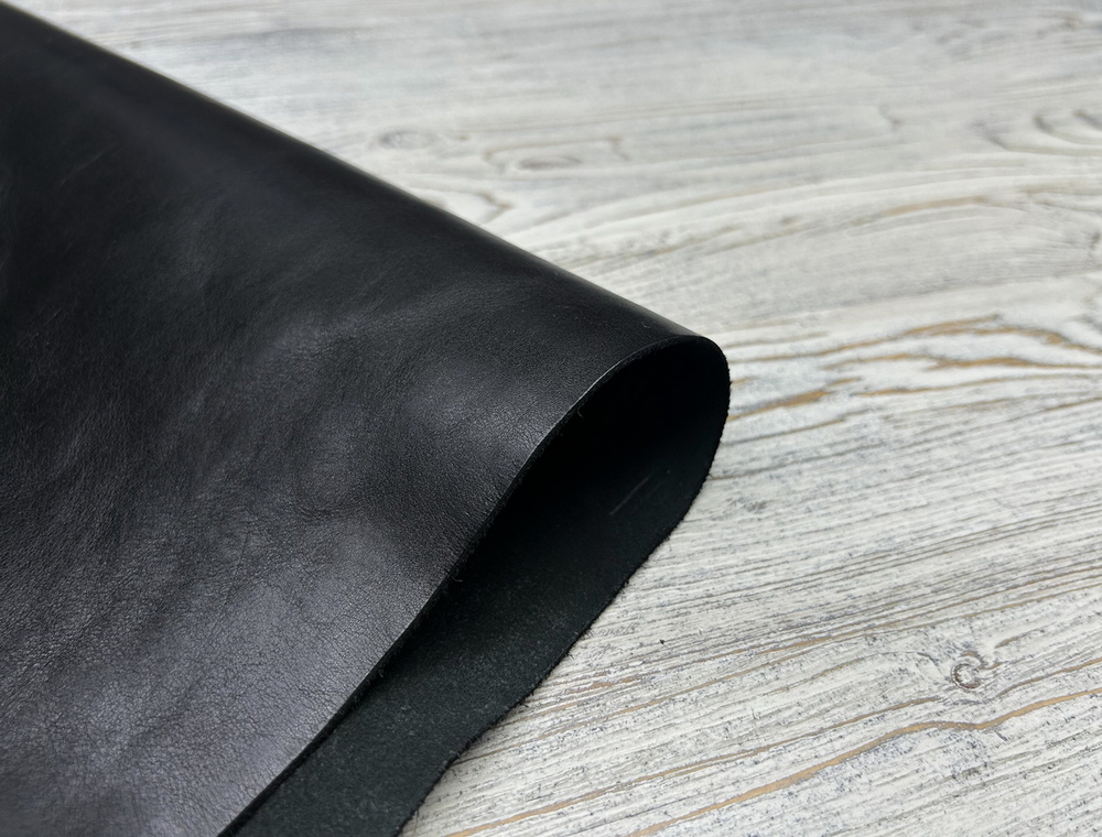 Кожа для бизнес сувениров Жаброн цв. Черный / Jabron Light Nero, толщ. 1,3-1,5 мм