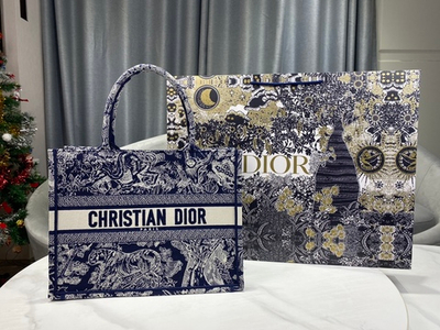 Christian Dior Book Tote 36 cm