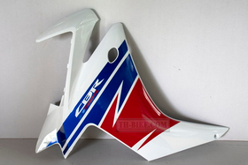 64300-MJV-D20ZA. COWL SET, R. MIDDLE (WL) *TYPE1*. Side plastic Honda CBR500 (2014-2015) Tricolor