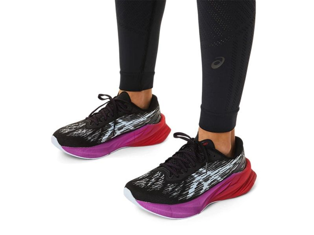 Leginsy Asics Seamless Tight - черный