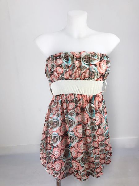 Распродажа женских платьев большого размера в «Ожуре»: фасоны, цвета, советы