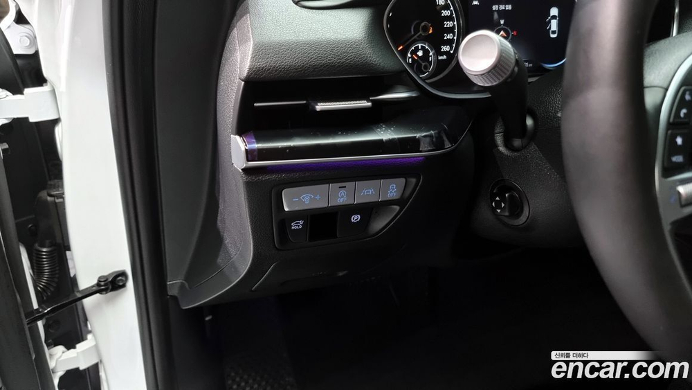 Genesis G80 (RG3) Бензин 2.5 Turbo 2WD (06.2021)