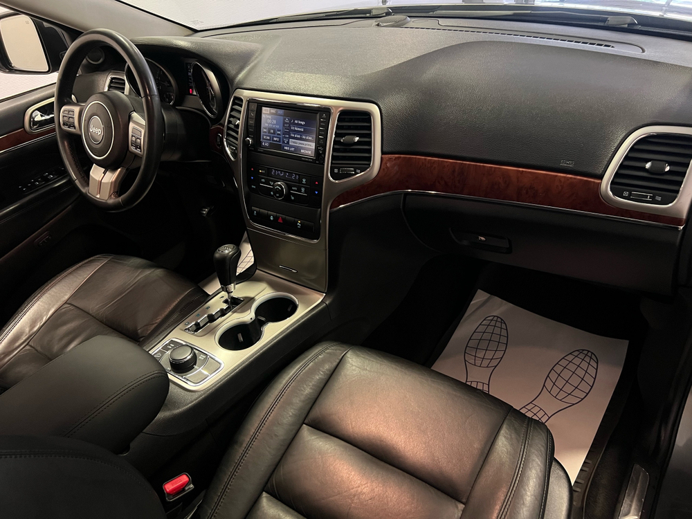 Jeep Grand Cherokee, 2011 год