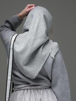 Платок серый /10% шерсть /80 вискоза /10пэ