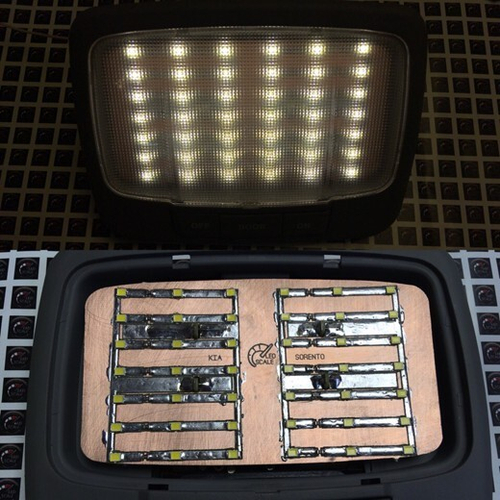 Плата в пассажирский плафон KIA SORENTO №1 - белый