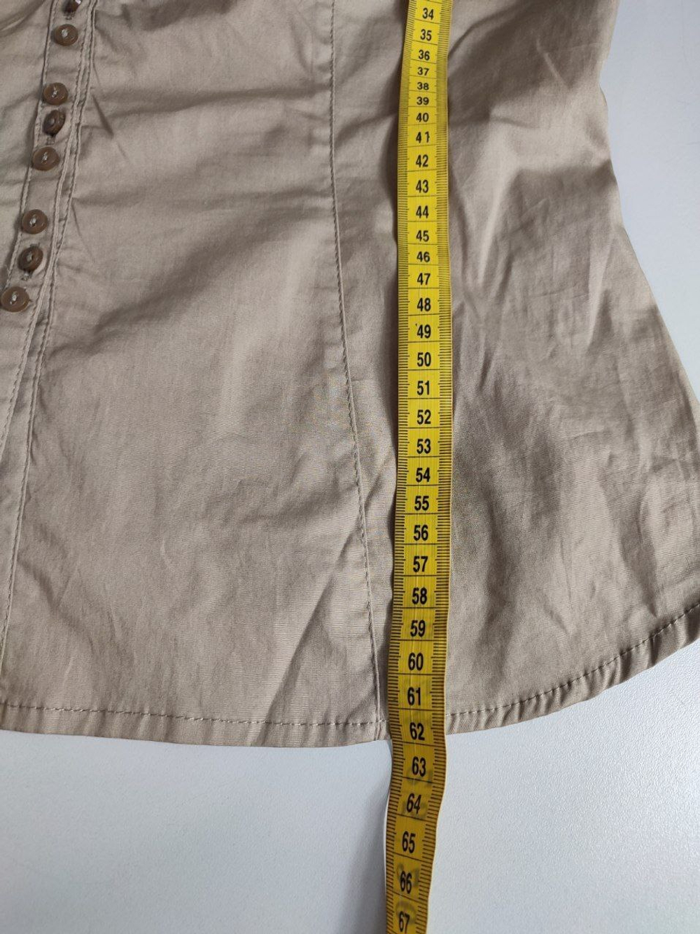 Блузка Camaieu лаконичная, визуально на 46 размер