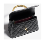 Мини-сумка CHANEL Flap с верхней ручкой из кожи телёнка с декором