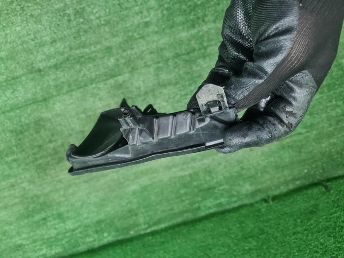 Накладка ПТФ левая Toyota LC Prado 150 (2017-2020)