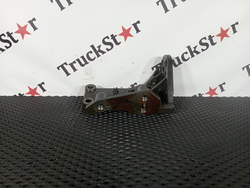 Кронштейн ролика натяжителя 2020г.