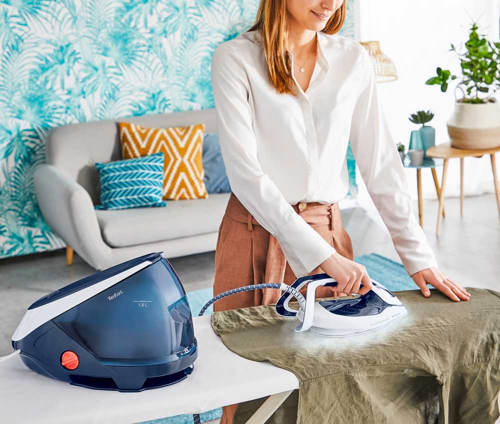Парогенератор Tefal Pro Express Protect GV9221E0