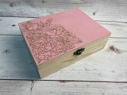 Музыкальная деревянная шкатулка ФЛЁР футляр средний 25х19х7,5см из массива с мелодией ROSE