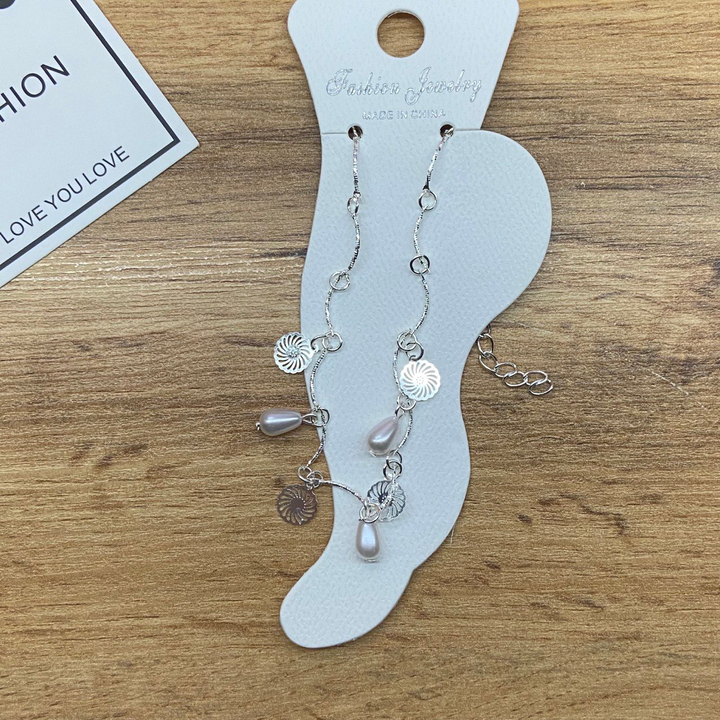 Браслет на ногу палочки подвески Круг витой жемчужинка капля металл серебристый