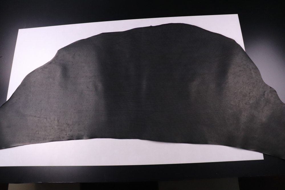 1,8-2,2 Юфть ш/с черная в воротках 88 дм² (КЛ)