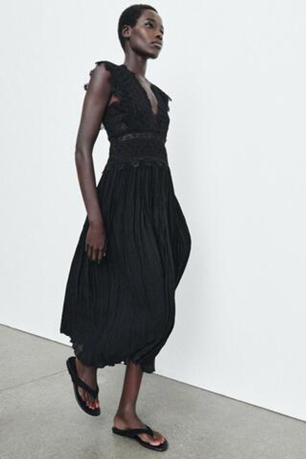 ZARA КРУЖЕВНОЕ ПЛАТЬЕ — ZW COLLECTION, ЧЕРНЫЙ