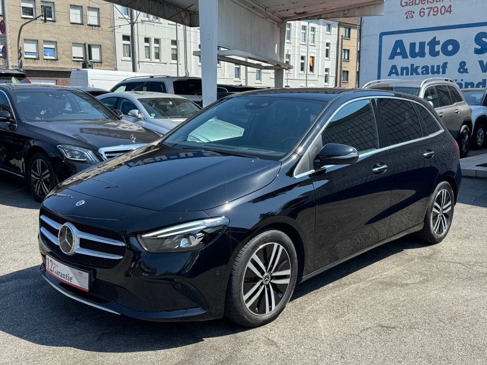 Mercedes-Benz B 220