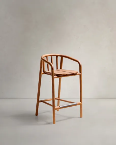 Полубарный стул для улицы Turqueta из дерева, высота 65 см