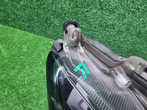 Фара правая Toyota LC Prado 150 (2017-н.в.) LED