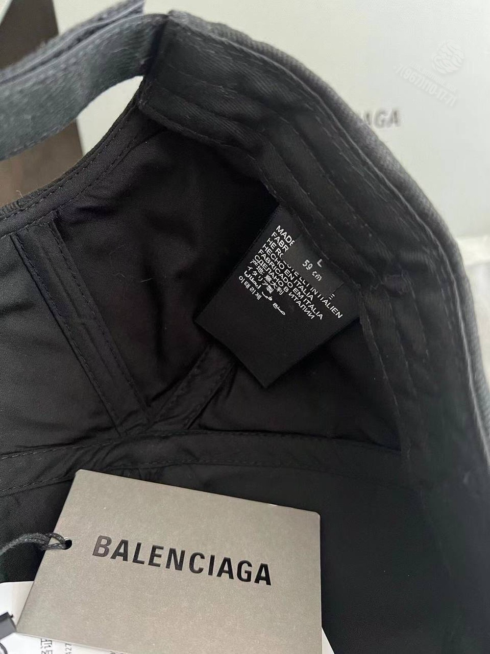 Бейсболка Balenciaga