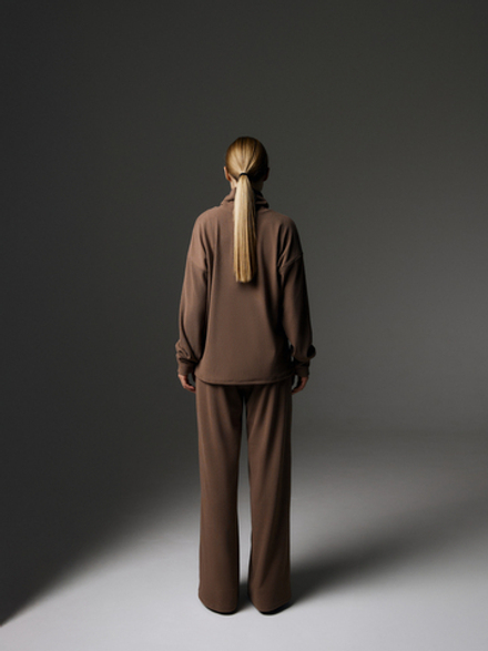 Костюм в рубчик, цвет шоколадный