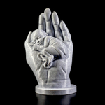 Статуэтка "Рука матери с младенцем", 3D печать, 15 см., серый