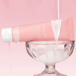 MEDICUBE Крем увлажняющий с пептидами PDRN Pink Hyaluronic Moisturizing Cream (50 мл)