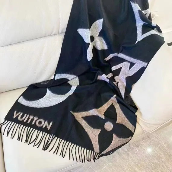 Шарф Louis Vuitton Ultimate