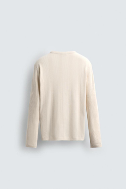 ZARA ФУТБОЛКА ИЗ РЕЛЬЕФНОЙ ТКАНИ С ВОРОТНИКОМ НА КНОПКАХ, ЖЕЛТОВАТО-БЕЛЫЙ