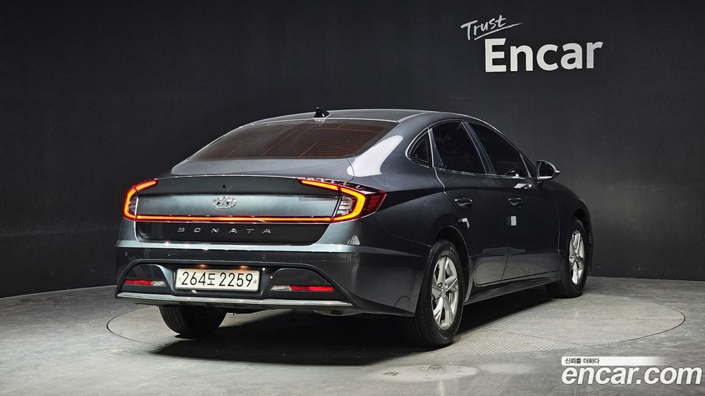 Hyundai Sonata (DN8) 2.0 (12.2019)